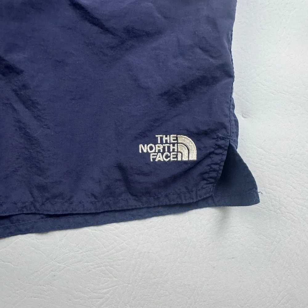 The North Face Mens Class V Belted Hiking Shorts Navy Blue Nylon M Long V608546